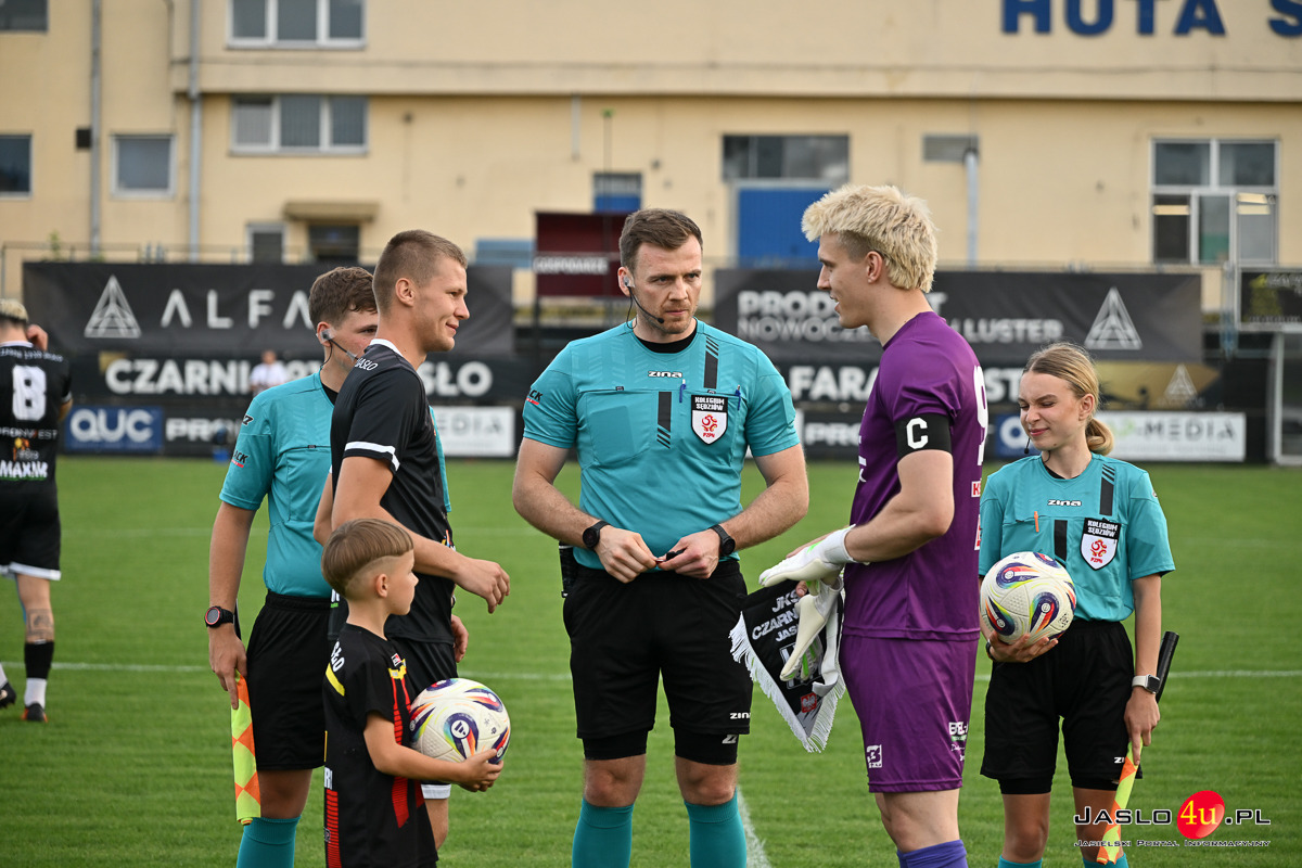 JKS Czarni Jasło - KS Wiązownica 1:3