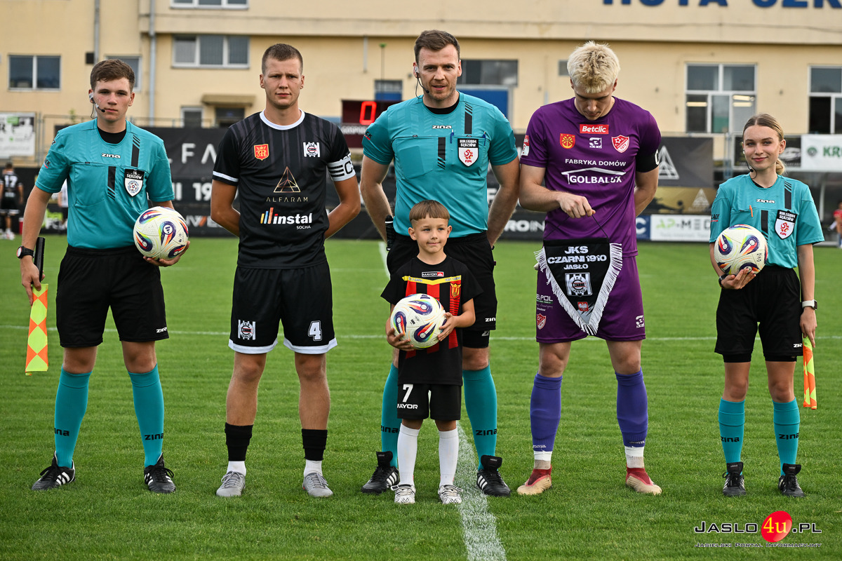 JKS Czarni Jasło - KS Wiązownica 1:3
