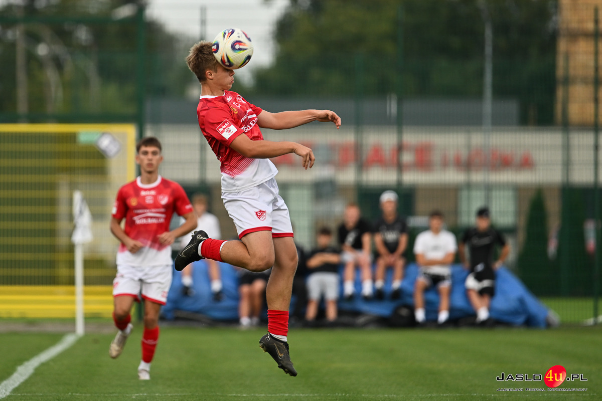 JKS Czarni Jasło - KS Wiązownica 1:3