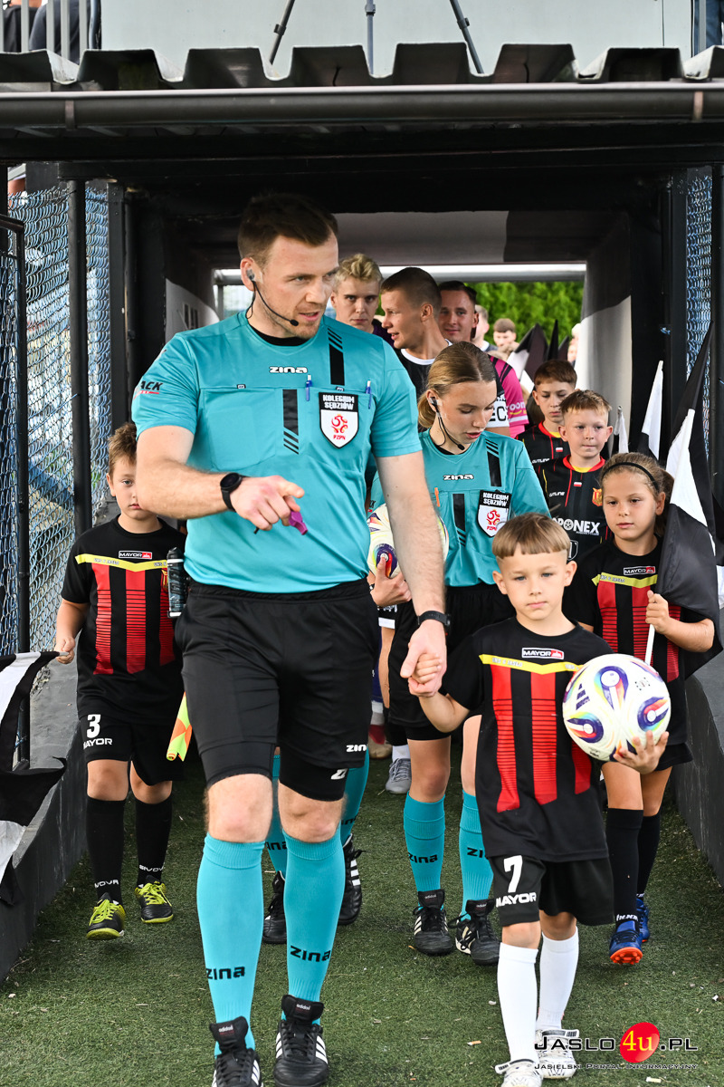 JKS Czarni Jasło - KS Wiązownica 1:3