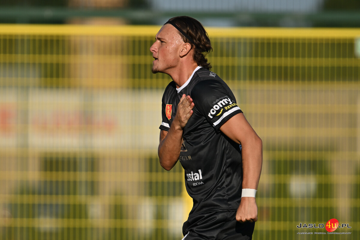 JKS Czarni Jasło - Legion Pilzno 2:1