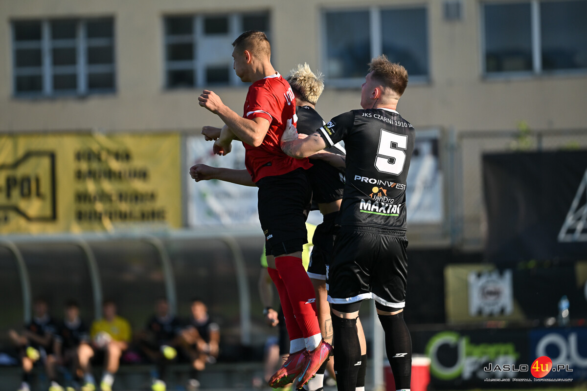 JKS Czarni Jasło - Legion Pilzno 2:1
