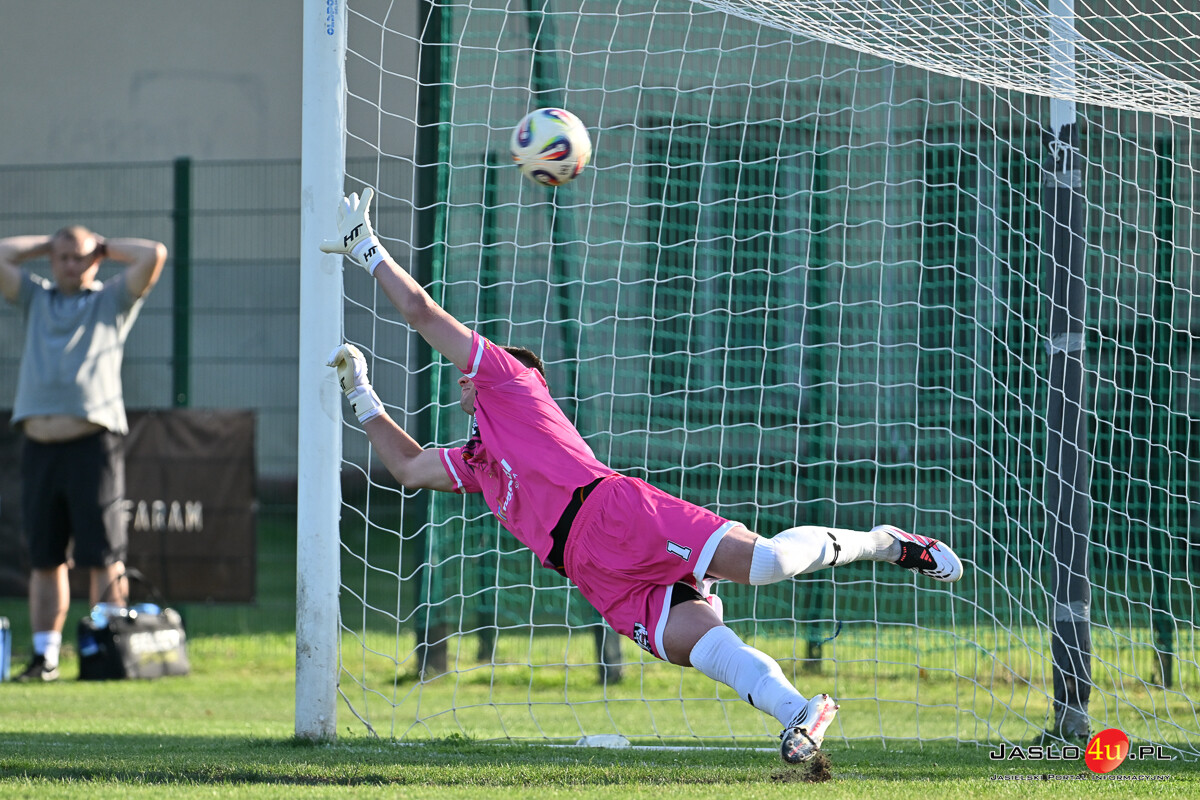 JKS Czarni Jasło - Legion Pilzno 2:1