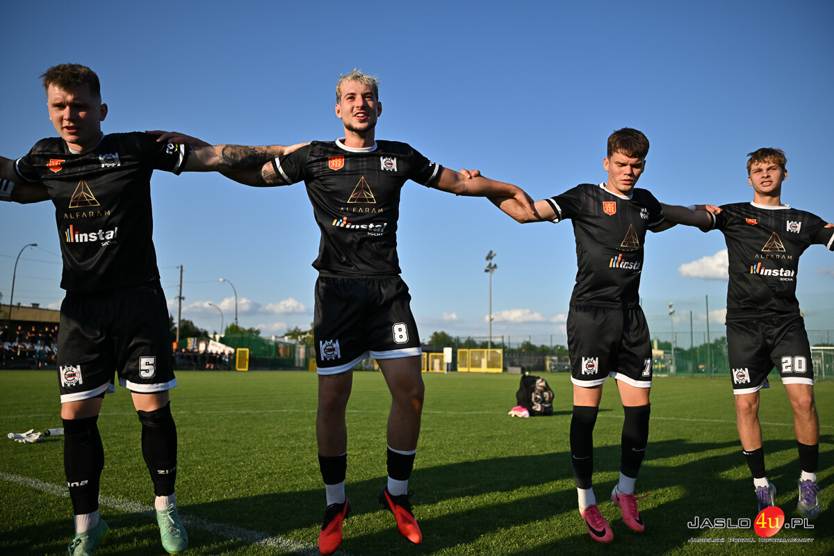 JKS Czarni Jasło - Legion Pilzno 2:1