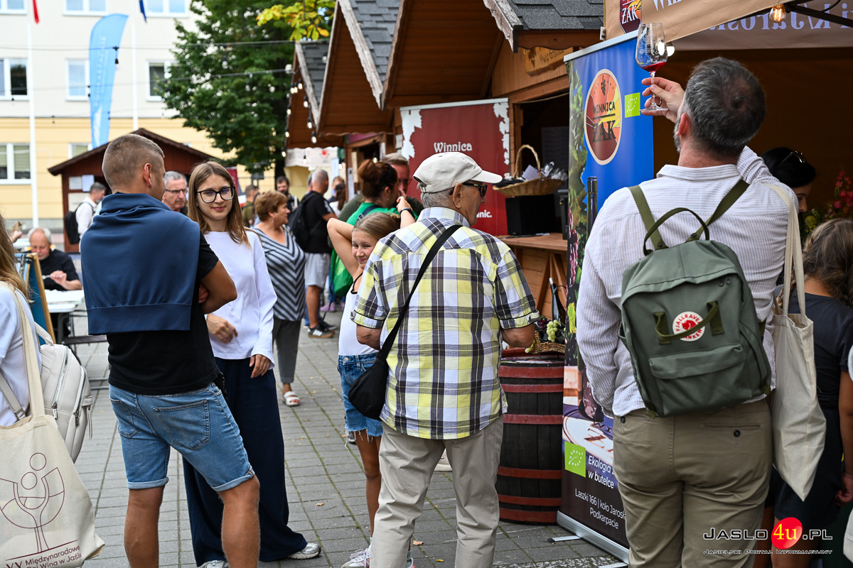 Korowód winiarzy i oficjalne otwarcie Dni Wina