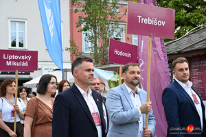 Korowód winiarzy i oficjalne otwarcie Dni Wina