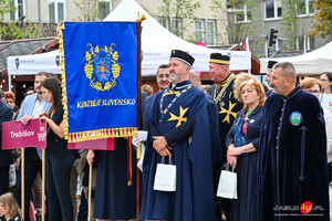 Korowód winiarzy i oficjalne otwarcie Dni Wina