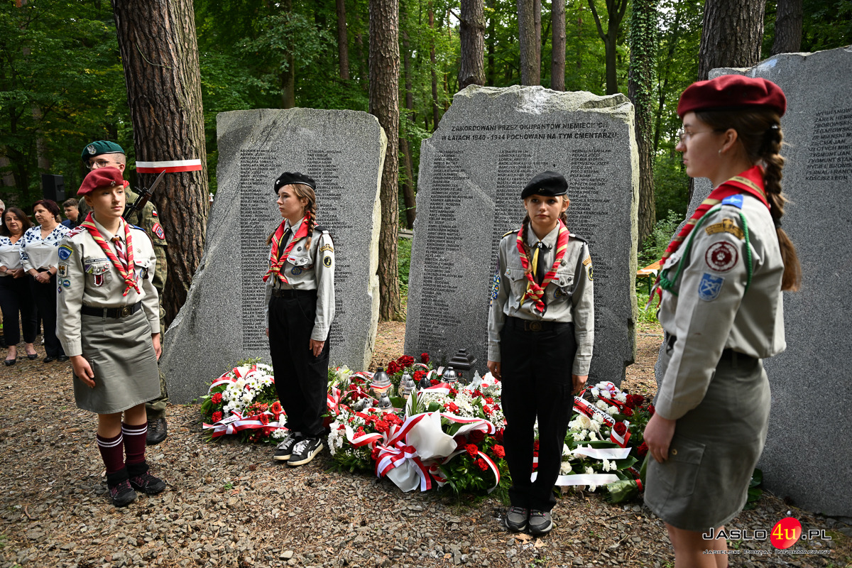 Obchody 87. Rocznicy wybuchu II Wojny Światowej - Las Warzycki