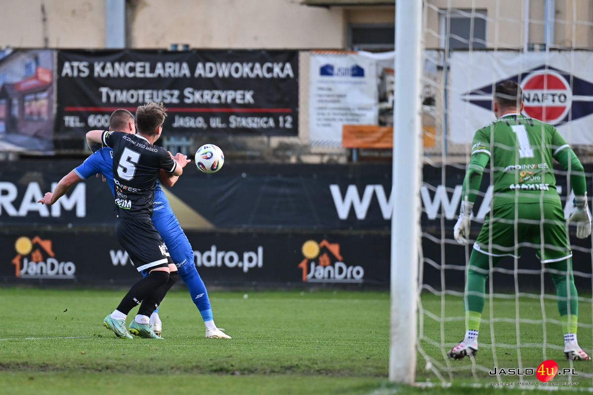 JKS Czarni Jasło - Igloopol Dębica 1:2