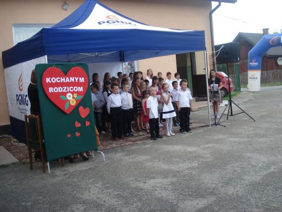Szkoła Podstawowa nr 2 w Osobnicy "Z przyrodą na ty" :: Kultura i